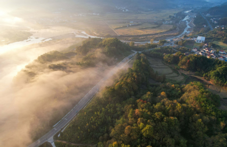 四好農(nóng)村路 high-quality rural roads